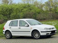 Volkswagen Golf 1.6 Comfortline guter Zustand Tüv Neu Baden-Württemberg - Murr Württemberg Vorschau