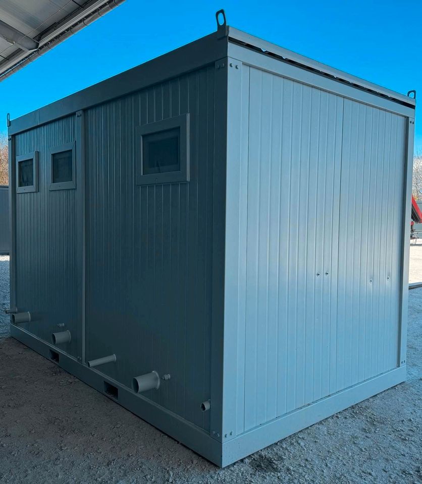 ☑️ Sanitärcontainer - Separate Bereiche für Frauen & Männer ☑️ 4m x 2,4m WC-Anlage - Frauenbereich: 2 Toiletten, 2 Waschbecken - Männerbereich: Toilette, Pissoir & Handwaschbecken - WC-Modul Sanitär in Wolfsburg