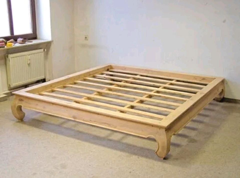 Opiumbett Bettgestell Bett 200 X 200 HOLZ NATUR Doppelbett BALI-S in Werdau