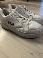Fila Schuhe, weiße Sneaker, guter Zustand, 40 Bayern - Rattelsdorf Vorschau