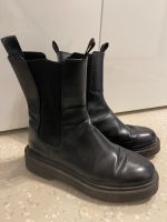 Damen Stiefel in schwarz Gr. 41 Feldmoching-Hasenbergl - Feldmoching Vorschau