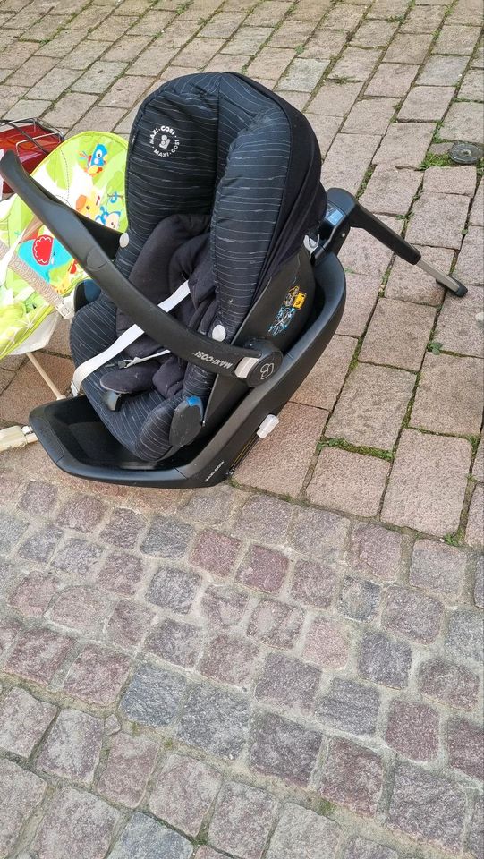 MAXI COSI Kindersitz für Autos in Calw