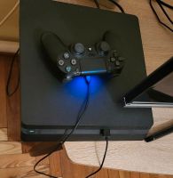 PlayStation 4 Slim 1TB inkl PS4 Dualshock Controller mit Zubehör Nordrhein-Westfalen - Gütersloh Vorschau