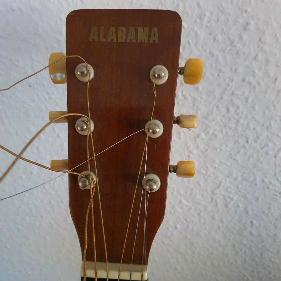 Gitarre Alabama, made in Korea in Berlin