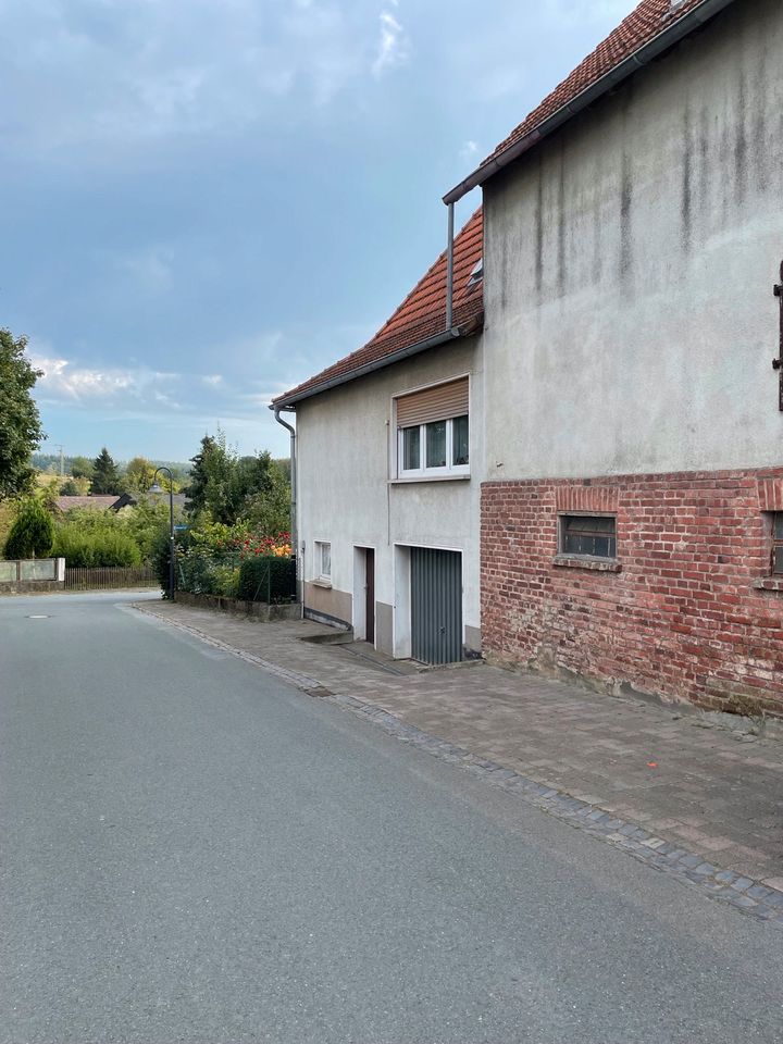 Haus mit jeder Menge Platz für Ihre Ideen in Frankenau