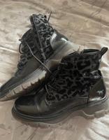 mustang boots mit schwarzem leopard muster Hessen - Sontra Vorschau