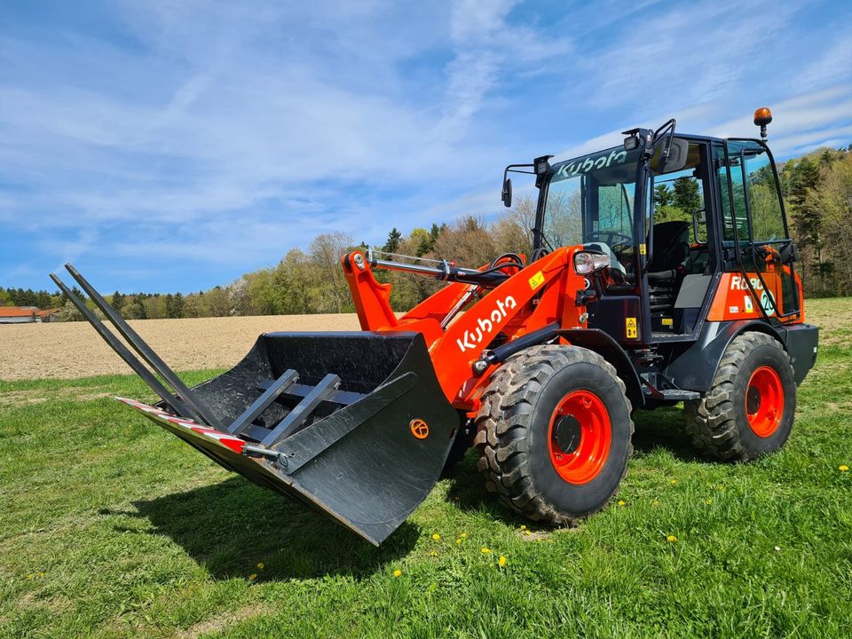 Radlader zur Miete Kubota R090, Baumaschine, Bagger, mieten in Winhöring