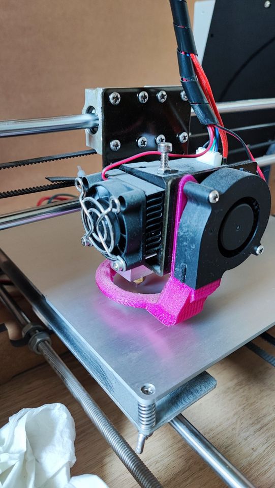 Anet A8 3D Drucker mit Zubehör und Filament in Maitenbeth