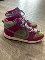 Nike Sneaker grün/pink Gr. 40 Bremen - Borgfeld Vorschau