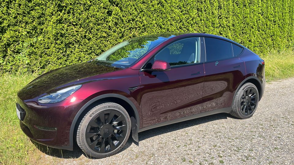 Tesla Modell Y Long Range zur Leasingübernahme in Vierkirchen