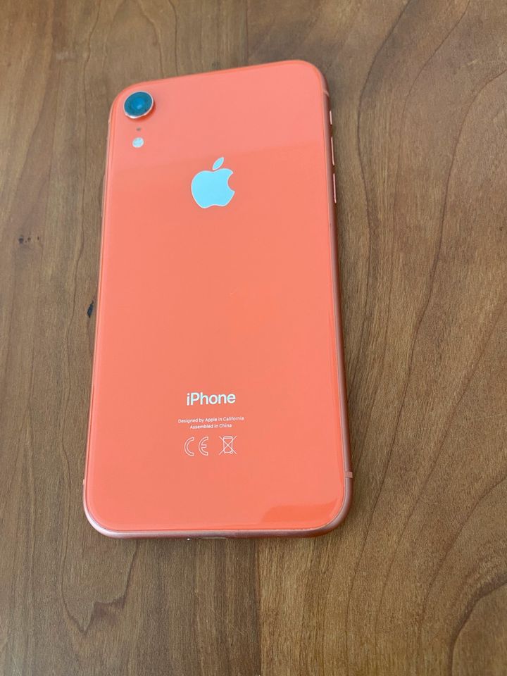 iPhone XR 64GB in Heroldsberg