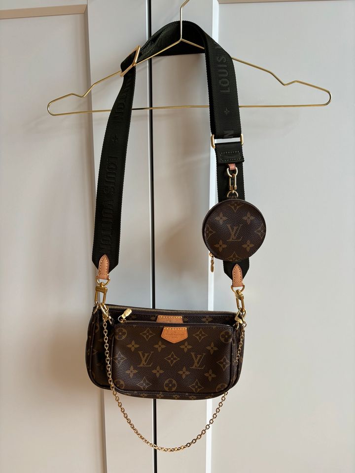 Louis Vuitton Multi Pochette Accessoires wie neu in München