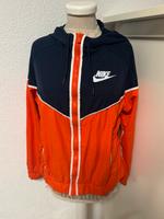 Leichte Nike Jacke Sport Freizeit Kapuze Regenjacke M 36 38 Bayern - Jengen Vorschau