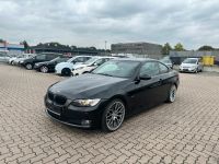 BMW 325I E92 335 OPTIK! Automaik, Leder, XENON ALL BLACK! Schleswig-Holstein - Lübeck Vorschau