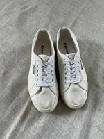 Superga Sommer Stoffschuhe Gr. 39 Kr. München - Grünwald Vorschau