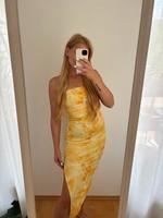 Gelbes Maxikleid neuwertig Niedersachsen - Hameln Vorschau