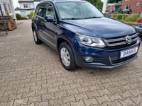 VW TIGUAN 2,0 LTR TDI / BJ 15 / 80 TKM ! / AUTOM / KLIMA / TÜV Nordrhein-Westfalen - Wegberg Vorschau