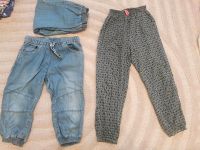 Zwillinge Mädchen 3/4 Jeans, Shorts Gr. 128 blau Bayern - Eckental  Vorschau