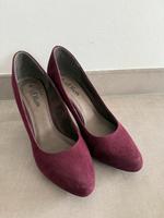 Pumps Gr 39 S.Oliver Bordeaux weinrot Hessen - Neu-Isenburg Vorschau