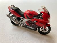 Motorradmodell 1:18 Honda CBR 600 F4 (rot, schwarz) Berlin - Friedenau Vorschau