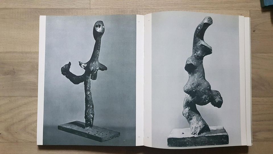 3 Stück Kunstbücher von Picasso und Monet in Berlin