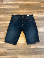 Cross Jeans Kurzehose Größe M Schleswig-Holstein - Schuby Vorschau