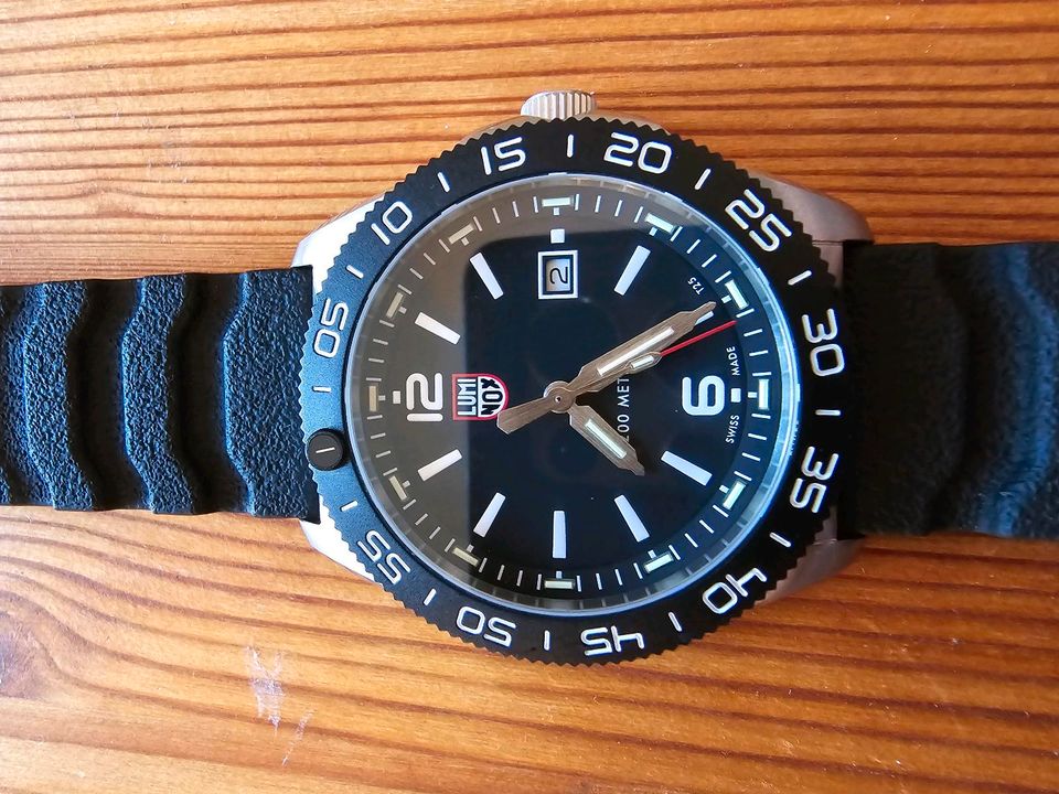 Luminox Pacific Driver XS.3121 in Thedinghausen