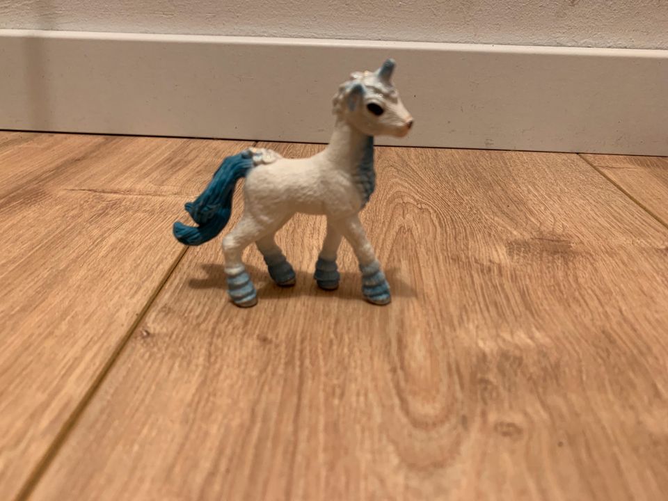 Verschiedene Einhörner von Schleich in Melbeck