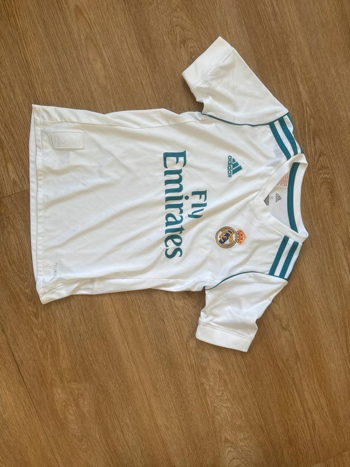 Originales Real Madrid Trikot 2017/2018 in Ratingen