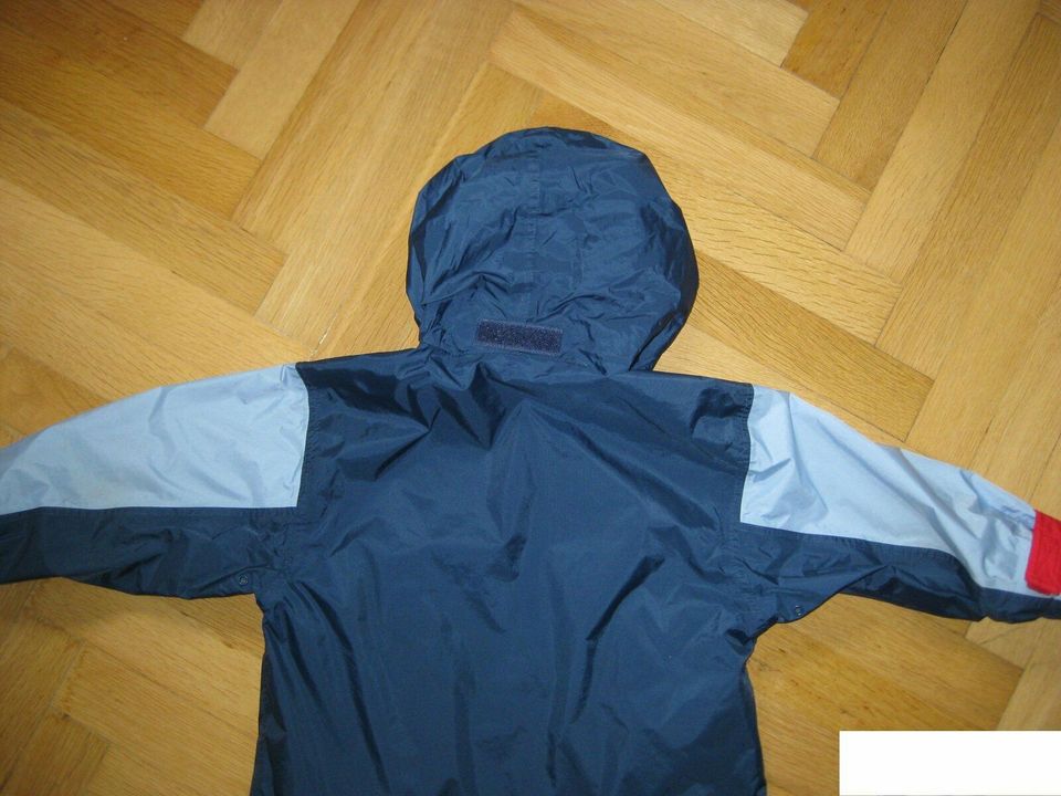 Regen/Windbreaker-Jacke faltbar v.Fa. picolino by Liegelind Gr 92 in  Stuttgart - Stuttgart-Süd | Babykleidung Größe 92 kaufen | eBay  Kleinanzeigen ist jetzt Kleinanzeigen