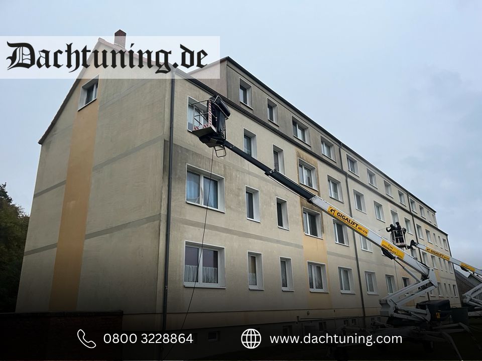 Wohnblock-Fassadenbeschichtung-Malerei-Wohnblock in Schwaan