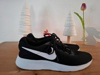 Turnschuhe Nike Gr. 44 Nordrhein-Westfalen - Rommerskirchen Vorschau