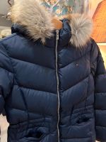 ❤️TOMMY HILFIGER❤️ Winterjacke Gr. 152 dunkelblau Niedersachsen - Wittorf Vorschau