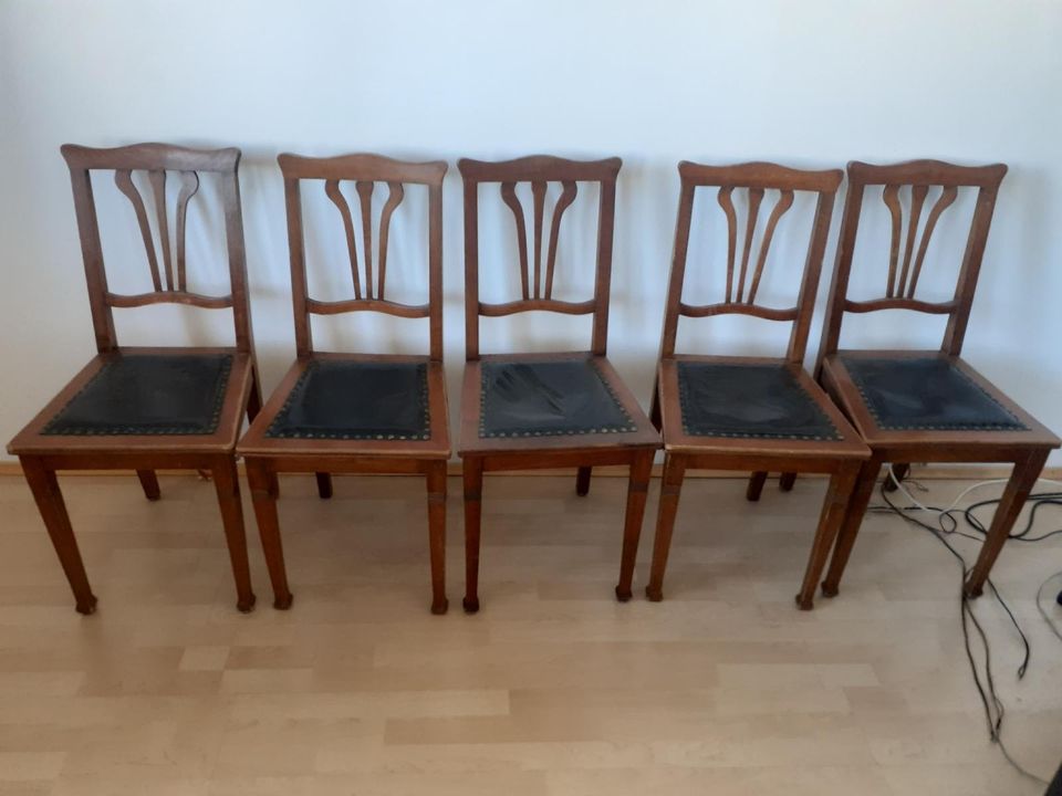 ANTIK Wohnzimmertisch Esstisch klappba 3,5m Echtholz Set 5 Stühle in München