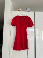 ZARA Rotes kurzes Wickelkleid aus Leinen und Viskose Gr. S München - Pasing-Obermenzing Vorschau