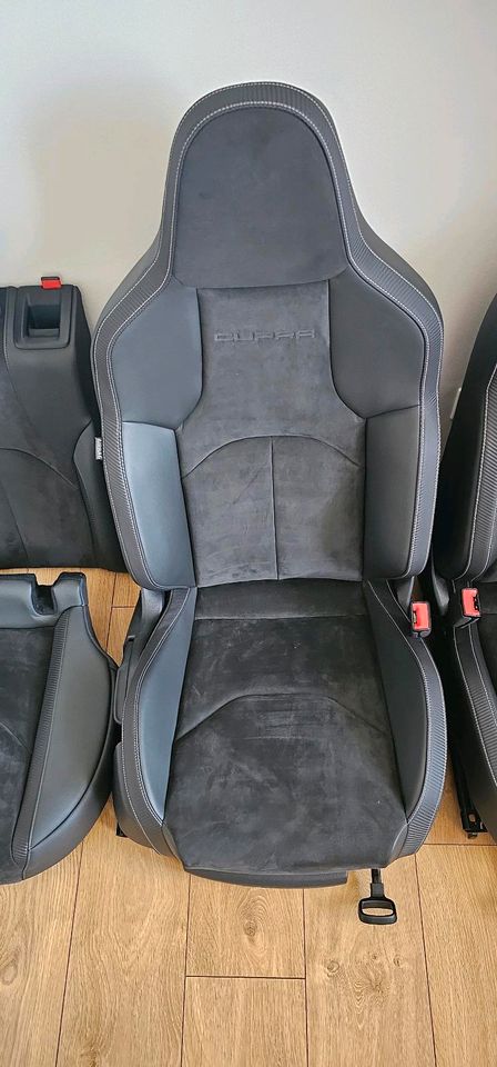 Seat leon cupra 5f facelift Schalensitze in Ainring