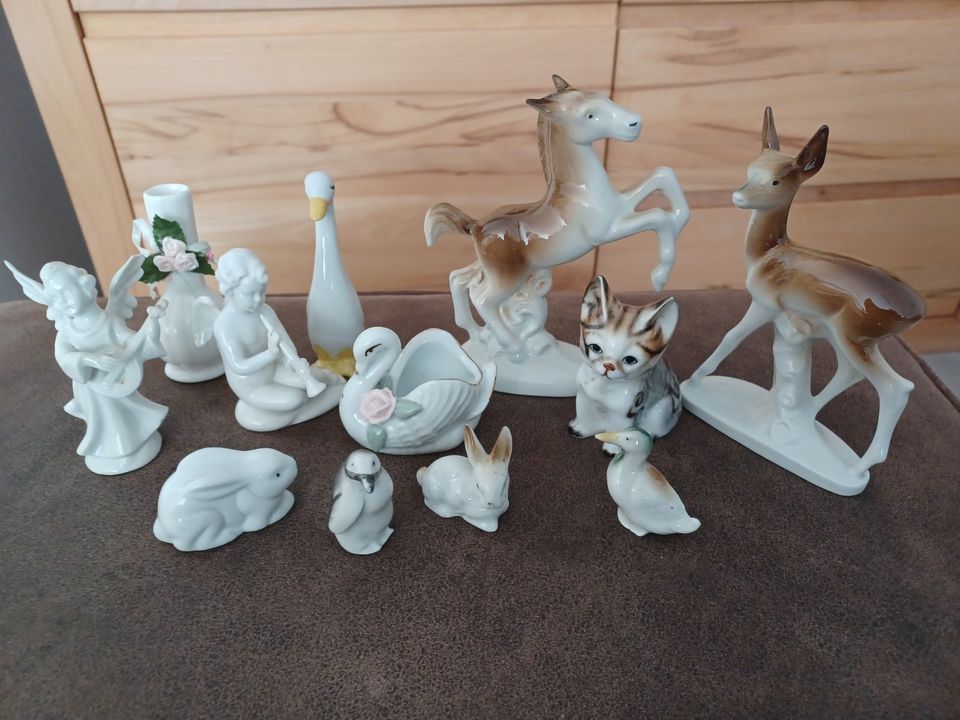 Setzkasten, Porzellan, Figuren, Glas, Sammeln, Tiere, Engel in Hettstedt