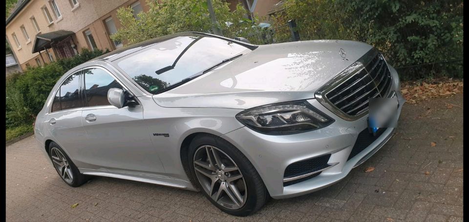 Mercedes S500 4 Matic AMG Line Pano 360° Distronic 20zoll S63 in Dinslaken