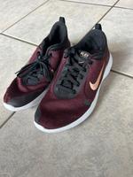 Nike Sportschuhe rot Größe 39 Niedersachsen - Verden Vorschau