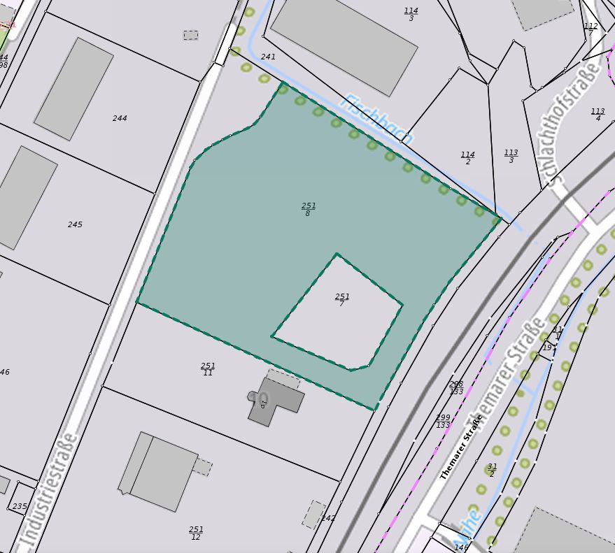 Großes Gewerbegrundstück in zentraler Lage von Schleusingen in Schleusingen