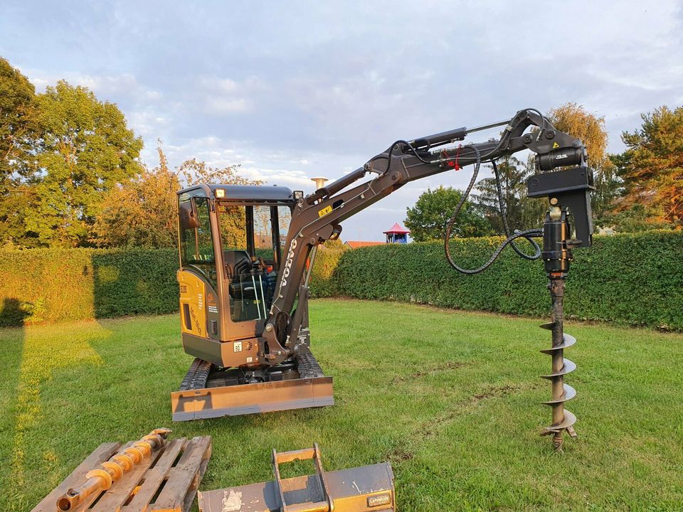 Minibagger Bagger Stampfer Rüttelplatten Betonschneider mieten in Pollenfeld