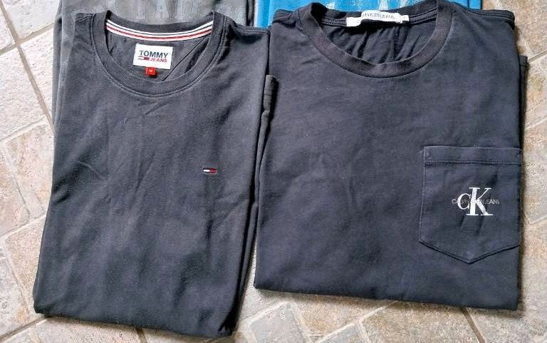 2× Tshirt Gr.M (Hilfiger,Calvin Klein) in Nettetal