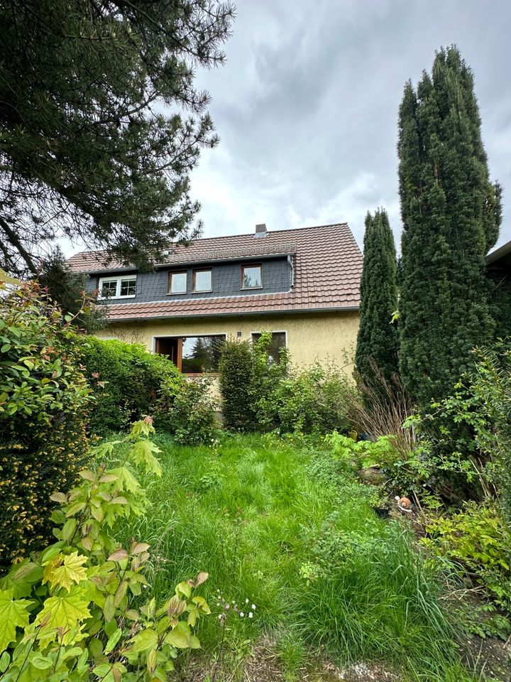 Charmante Doppelhaushälfte mit großem Garten in familienfreundlicher Lage in Wolfenbüttel