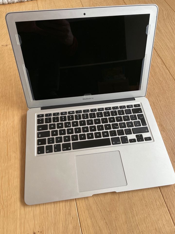 Apple MacBook Air 13 Zoll Mitte 2012, 128 GB in Heppenheim (Bergstraße)