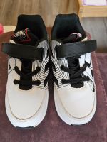 Adidas Sneaker Star Wars Größe 27 Kinderschuhe Schuhe Nordrhein-Westfalen - Bad Wünnenberg Vorschau