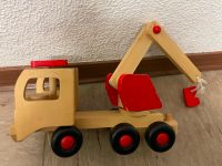 Spielzeug Auto Holz Kranlastwagen LKW Abschleppwagen Saarland - Blieskastel Vorschau