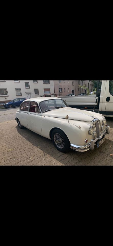 Jaguar, Daimler, Oldtimer, Jaguar MK2, Daimler V 250, Klassiker in Cleebronn