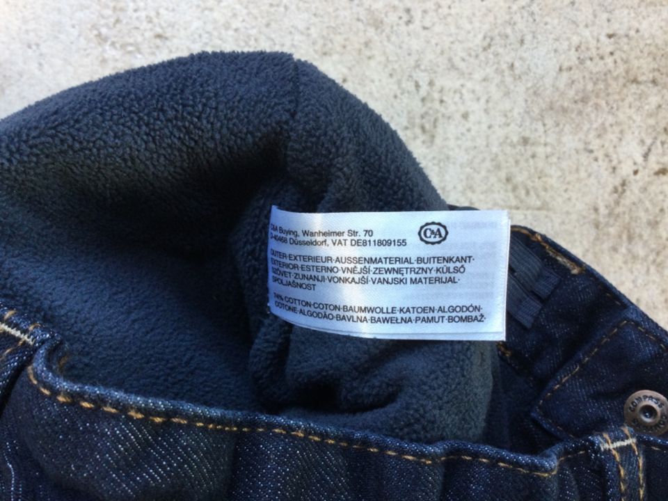 NEU Thermohose Thermojeans von C&A in Größe 140/146 in Halle