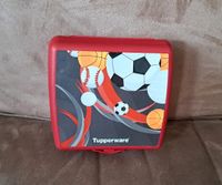 Tupperware Box Brotzeitbox Aufbewahrung Fußball super Zustand Bayern - Germering Vorschau