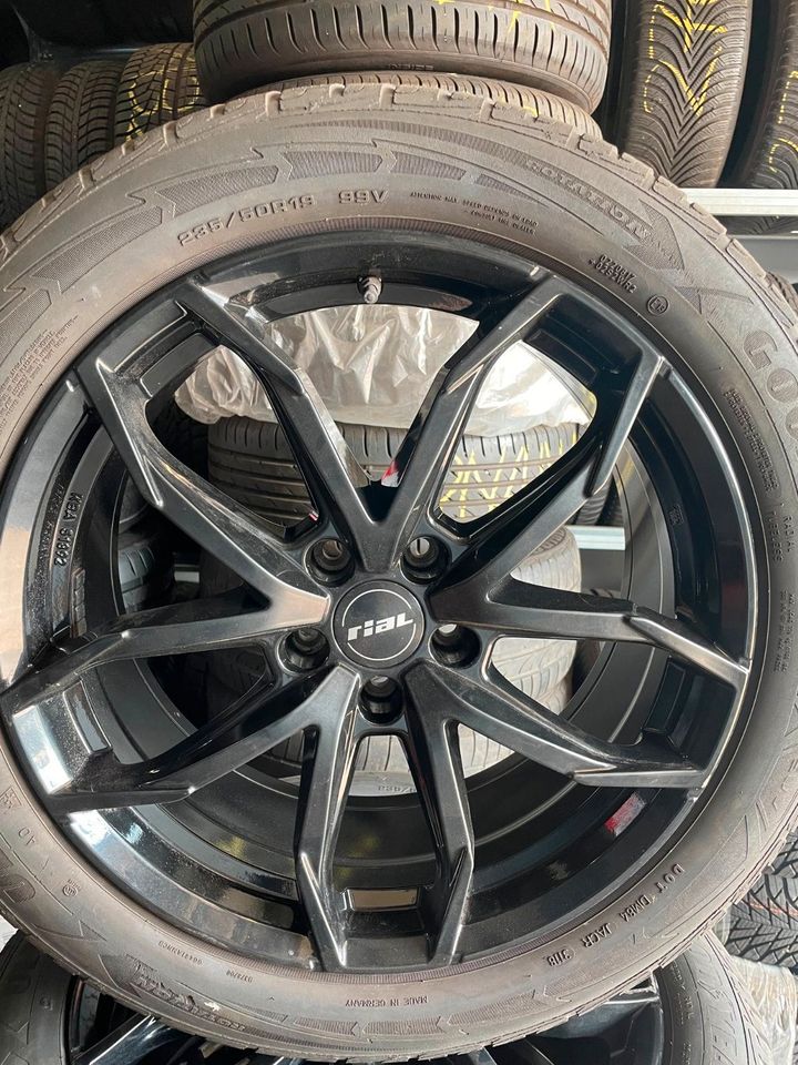 Winterräder Audi Q3 F3 Rial Felgen 19 Zoll 235 50 R19 Goodyear in Euskirchen